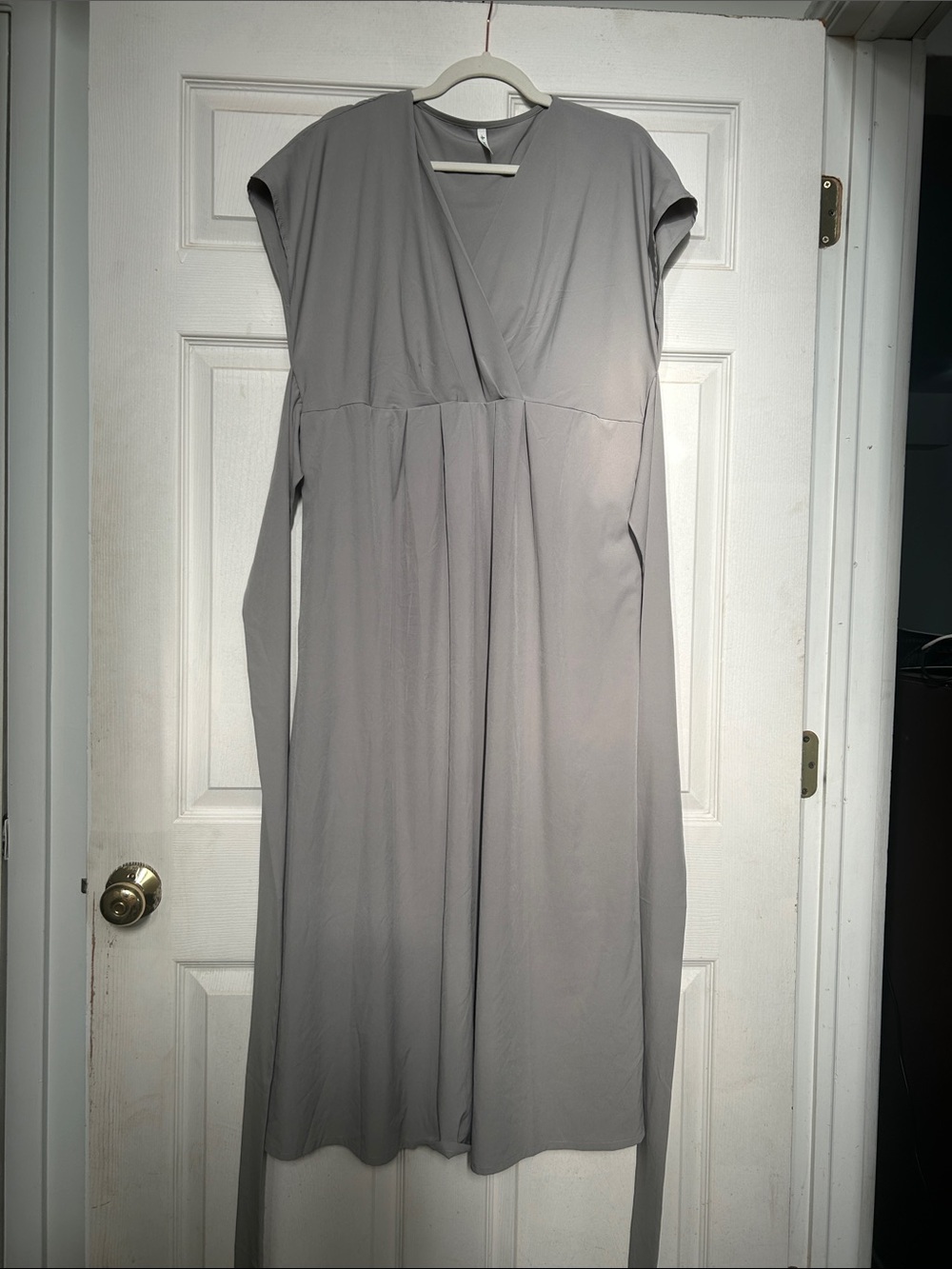 HALARA Light Gray Wrap Midi Dress with Cap Sleeves